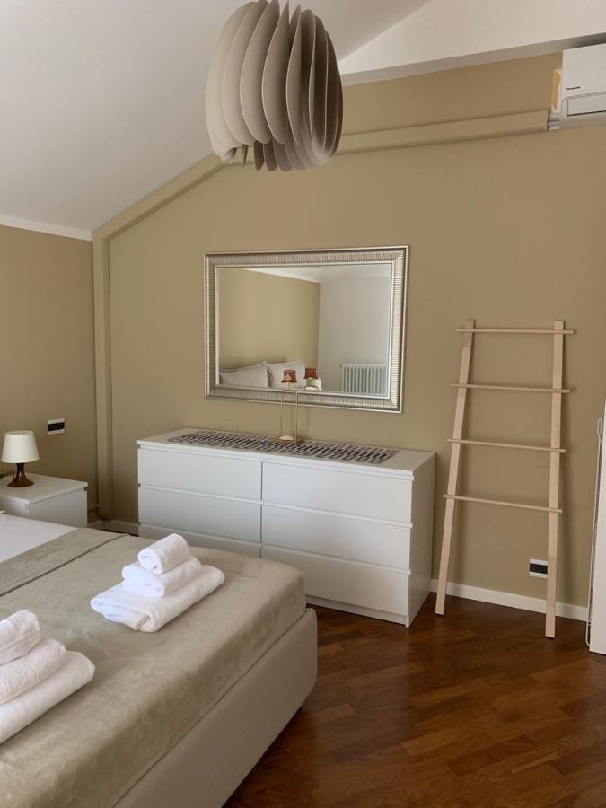 La Rocca Luxury Apartment Parma Exterior photo